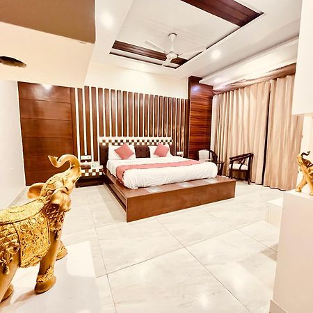 South Inn - Green Park Near Hauz Khas South Delhi Νέο Δελχί Εξωτερικό φωτογραφία