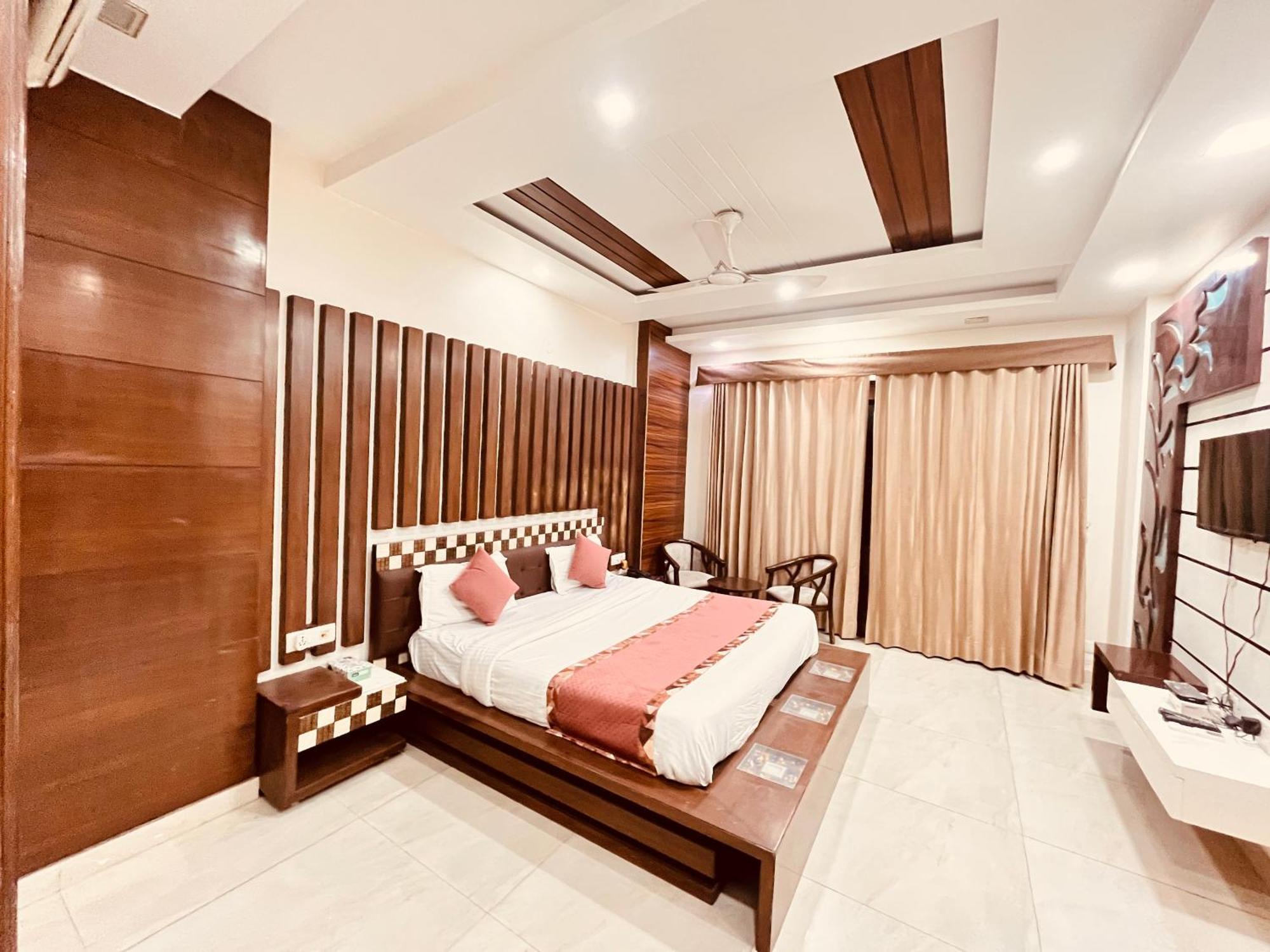 South Inn - Green Park Near Hauz Khas South Delhi Νέο Δελχί Εξωτερικό φωτογραφία