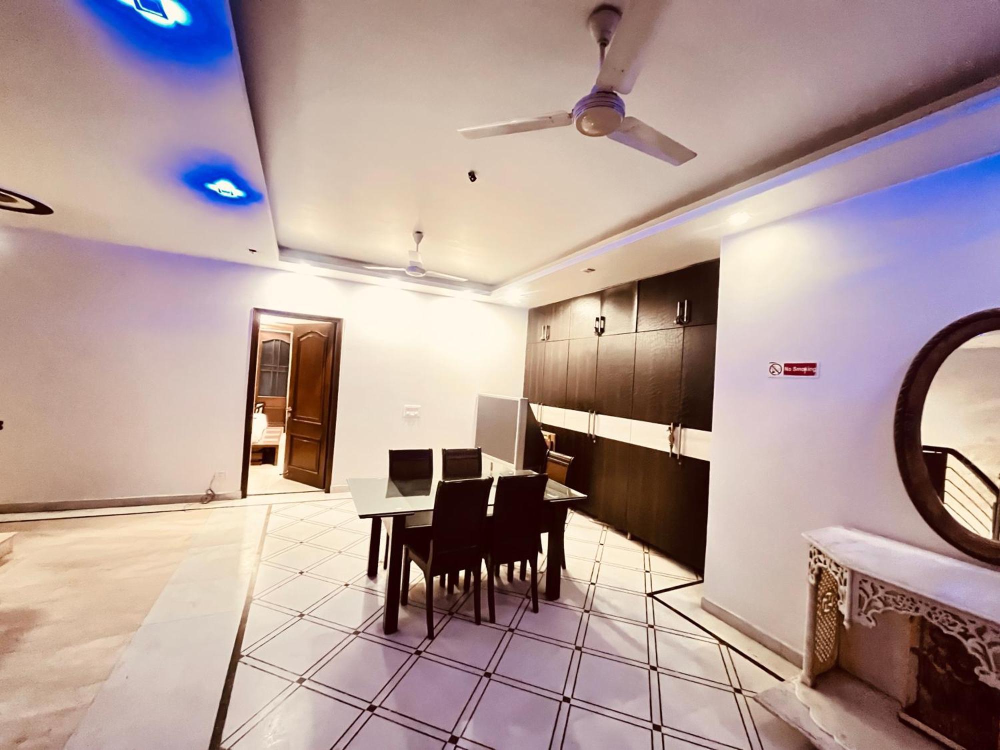 South Inn - Green Park Near Hauz Khas South Delhi Νέο Δελχί Εξωτερικό φωτογραφία